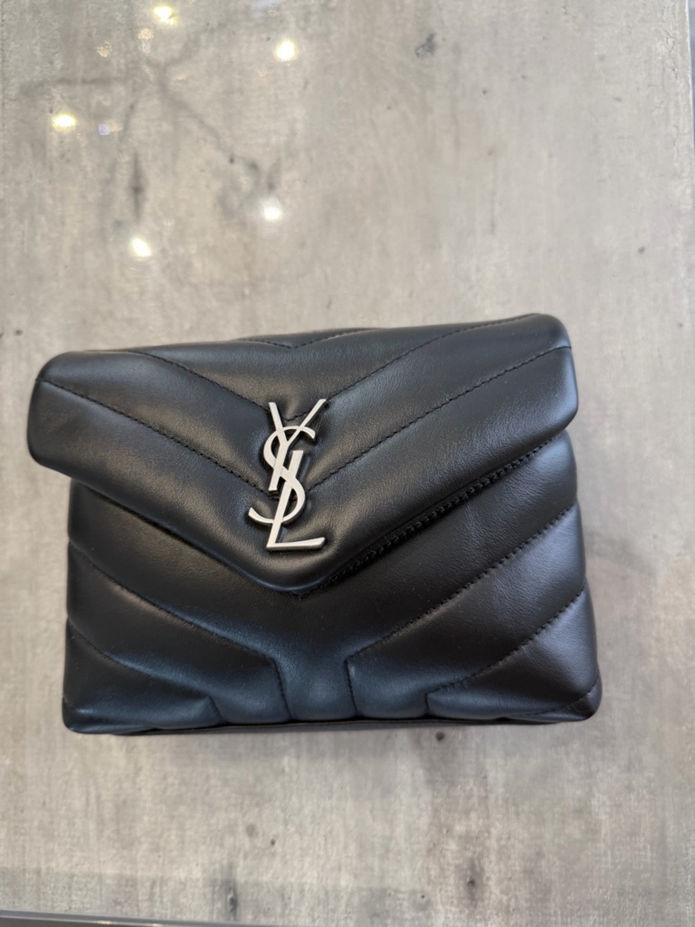 ❣️Saint Laurent YSL TOY LOULOU IN QUILTED LEATHER. Brand New Never Worn!❣️